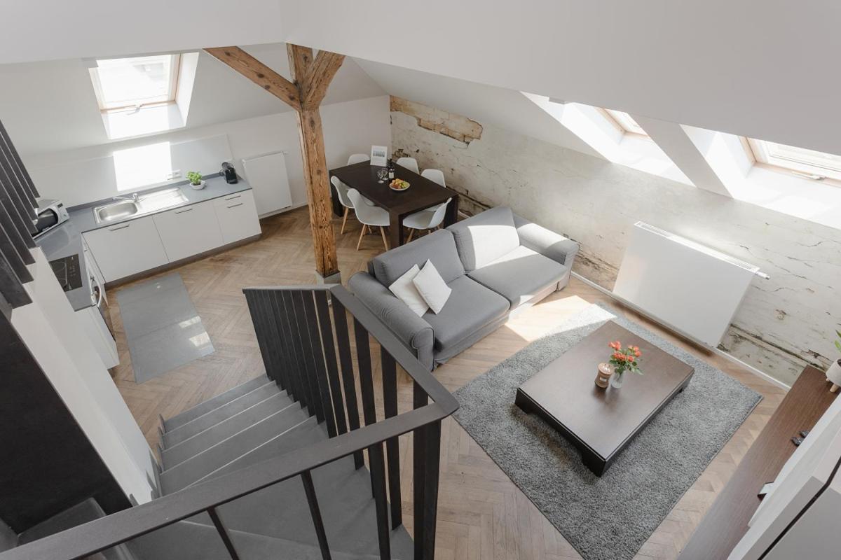 Modern Apartments Close To River Praga Exterior foto