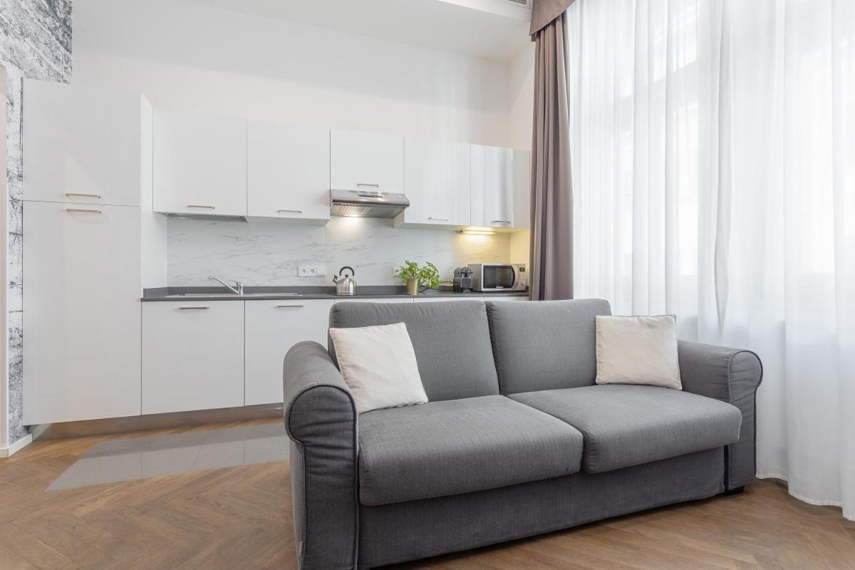Modern Apartments Close To River Praga Exterior foto