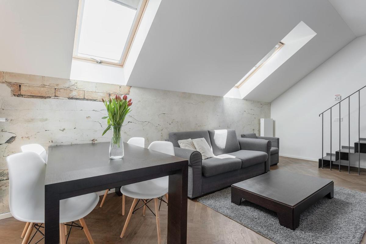 Modern Apartments Close To River Praga Exterior foto